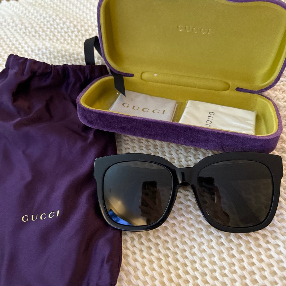 Gucci sunglasses